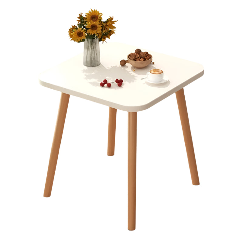 Kleiner quadratischer Beistelltisch aus Holz – Für Wohnzimmer