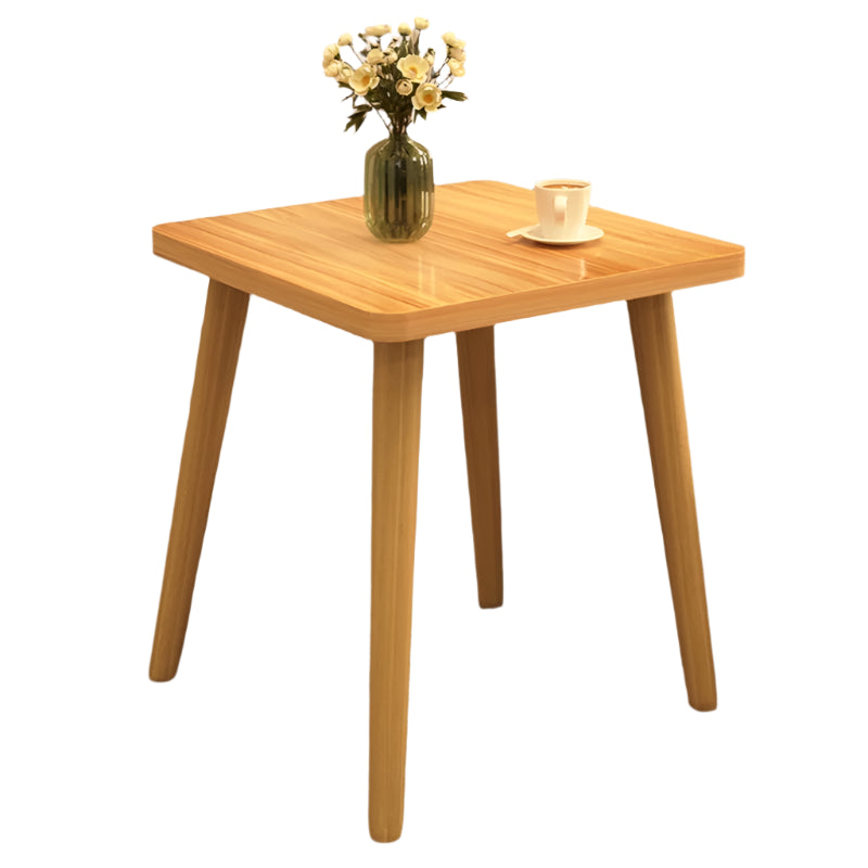 Kleiner quadratischer Beistelltisch aus Holz – Für Wohnzimmer